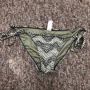 Old Navy bathingsuit bottoms